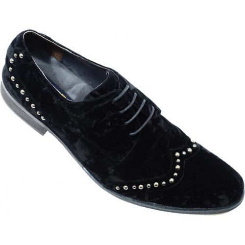 Fiesso Black Wrinkled Velvet Shoes With Metal Studs FI8430