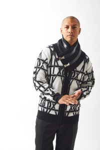 Silversilk Black / White Buckled Shawl Collar Zip-Up Sweater 61019