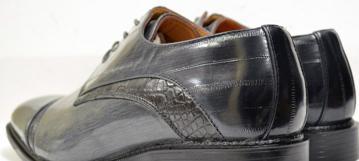 Back of Antonio Cerrelli Grey Burnished Alligator and Eel Print PU Leather Derby Shoes